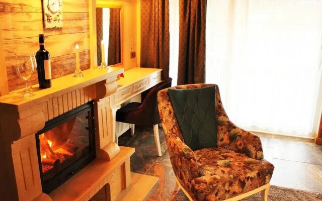 216 North Hotel & Wellness-Spa