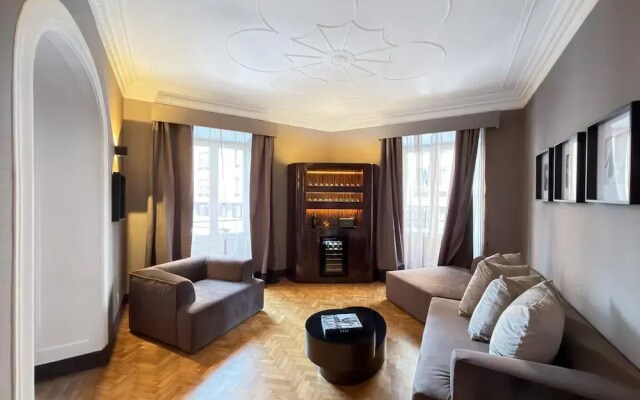 Mellini Apartment