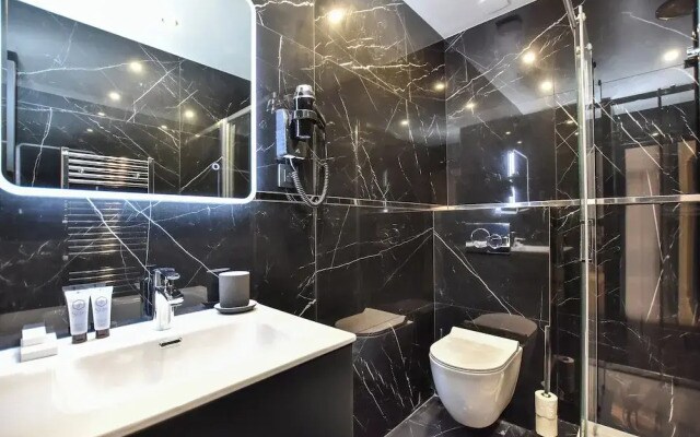 Charming Apartment - 2br/7p - Arc de Triomphe