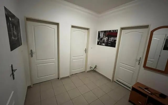 MONFas APARTMENT GARDEN CITY