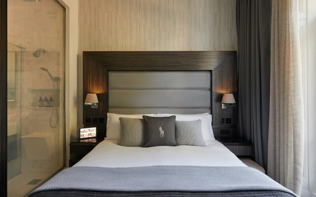 Eccleston Square Hotel