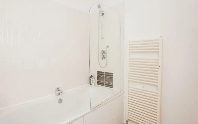 Spacious Quiet Mews House Near Angel