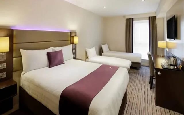 Premier Inn London Docklands - Excel