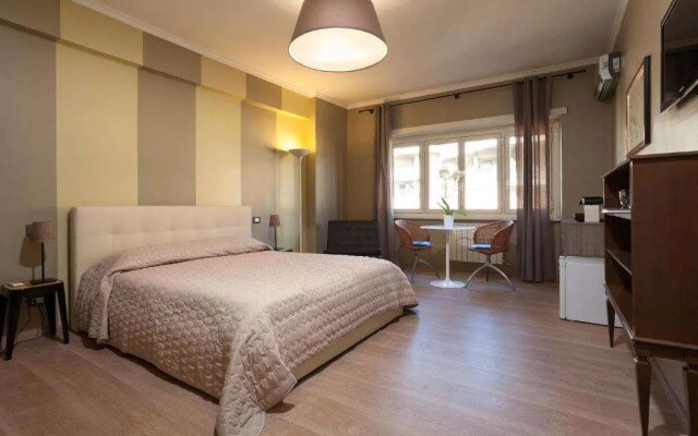 Alex's Guest House