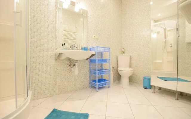 Elegant Apartment Universitas