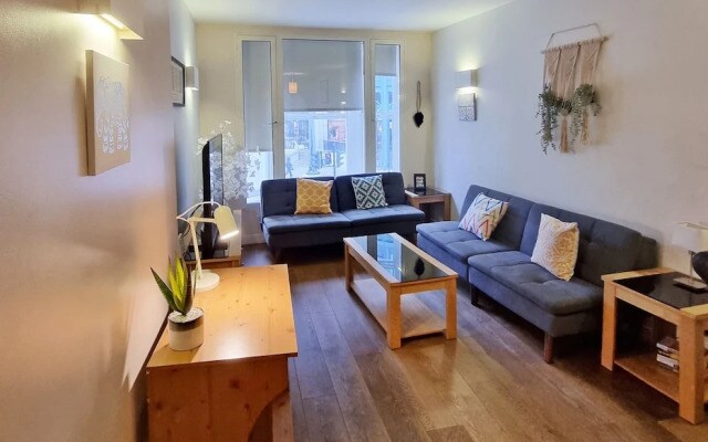 Liverpool Street Apartments