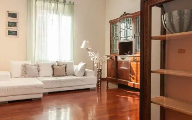 Mats House