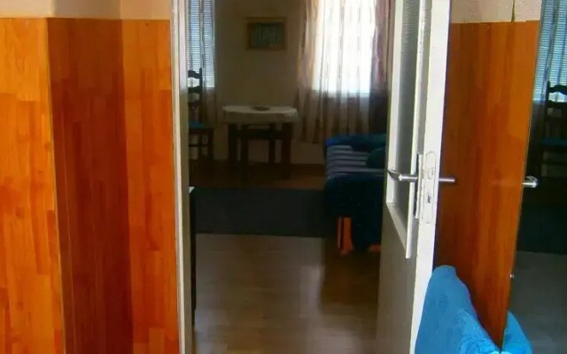 Veronica apartments