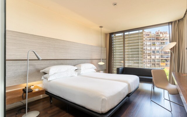 B-Hotel