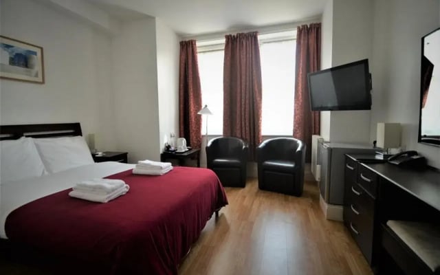 Gateway Hotel