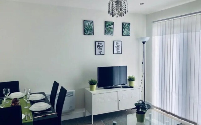 Snapos Luxury Serviced Apartments – Shield House