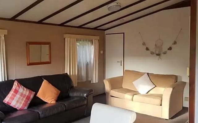 The Raddle Inn Log Cabins
