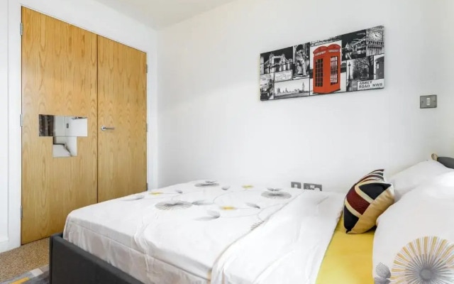 Cosy Riverview-London Excel Centre-O2 Arena