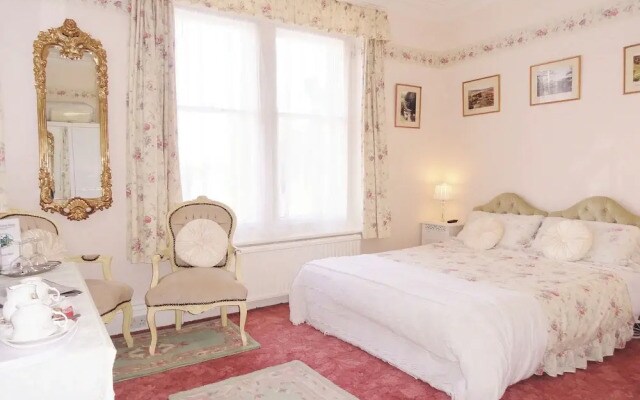 Braemar Guest House