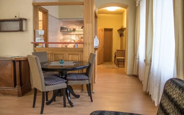 Apartment Stikliai