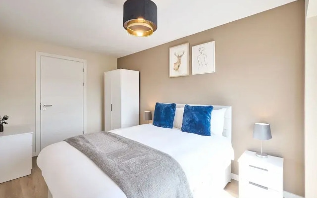 Host Stay Richmond Place 307