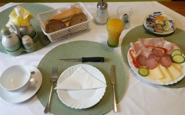 Penzion a restaurace U Strnada