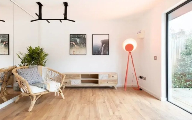 The Clapham Junction Retreat - Modern & Bright 4bdr With Garden