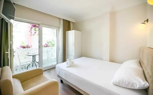 White Palace Otel