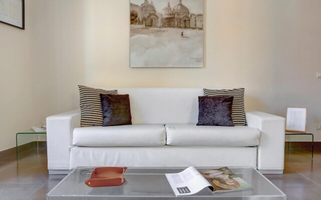 Rm-h501-gpsc20f3 Colosseo Gardens - C6