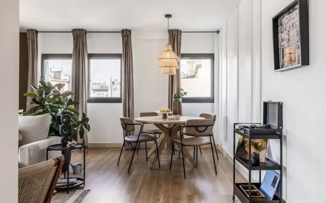 Dono - 3 Bedrooms Apartment in Chueca