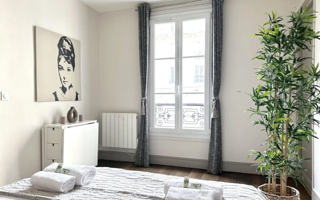 B 2065 - Arc de Triomphe - Appartement familial