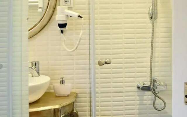 Arch-ist Galata Suites