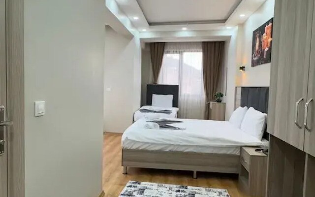 Lions Hotel