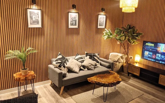 L1 Luxury Apartment