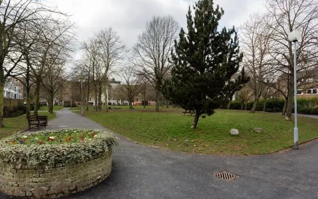 Veeve  Flat Lots Road Chelsea