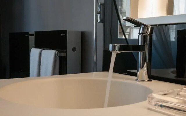 Stendhal Luxury Suites