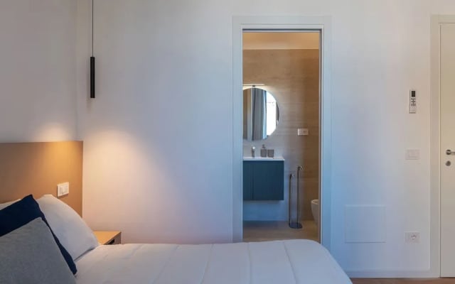 Large 6-Bed Stay near the Colosseum