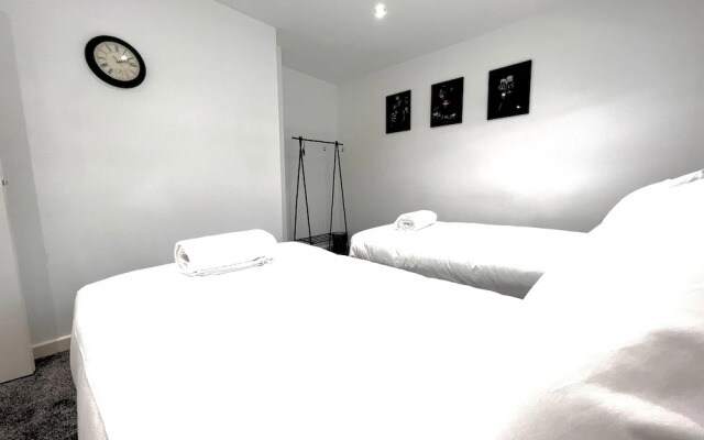 Captivating 2-bed Apartment in Liverpool