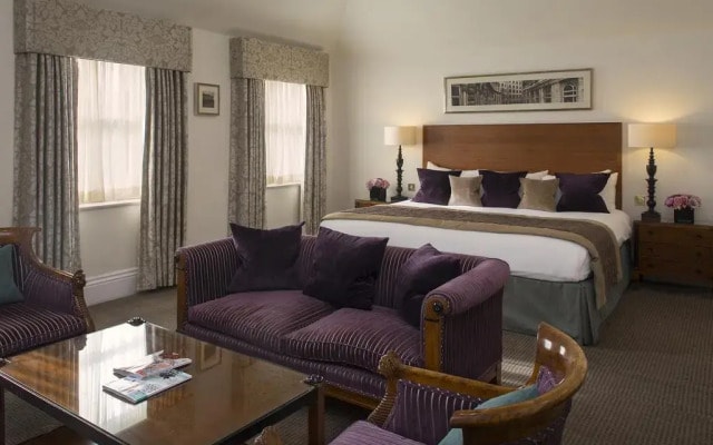 Hendon Hall