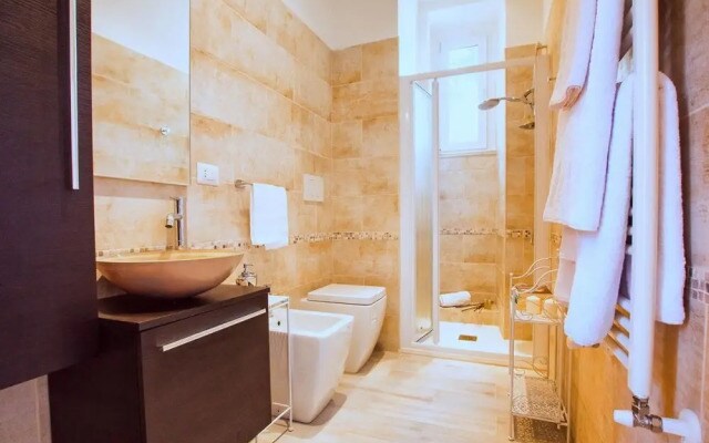 Romantic Flat With Large Terrace Close to S. Peter