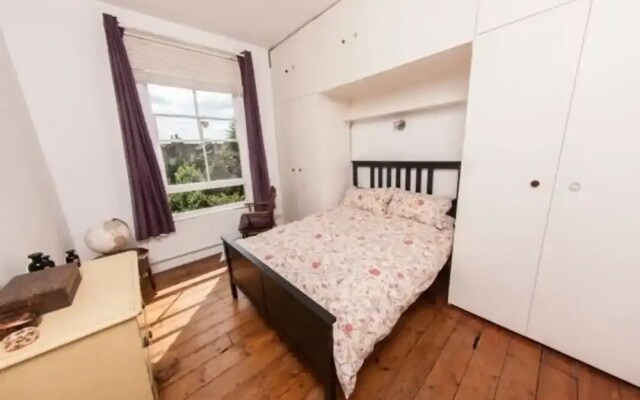 Beautiful Conversion Flat in Stylish Hackney