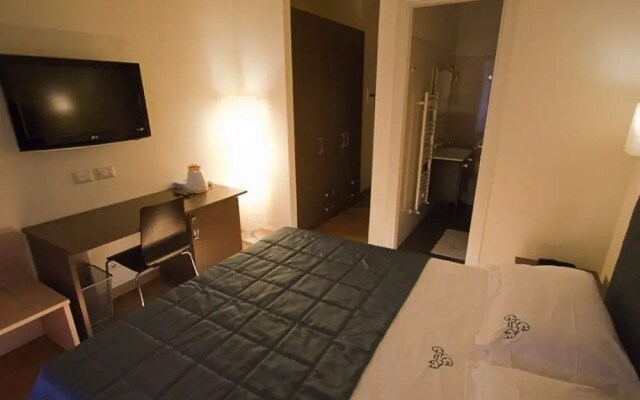 Rome Armony Suites - Classic Double 3