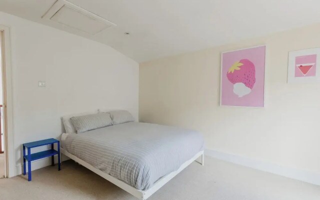 Platform Avenues 5 Bed House