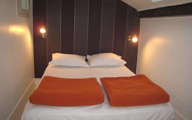 Apartment Fontaines du Temple