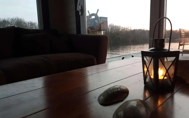 Hausboot mit Hottub in Berlin