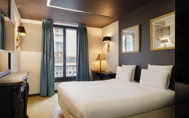 Alberts Hotel (ex Angely)