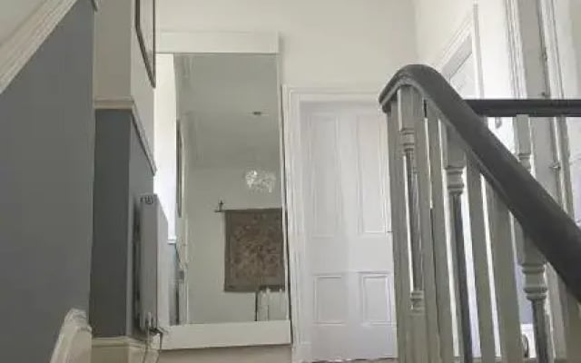 Angie's lounge