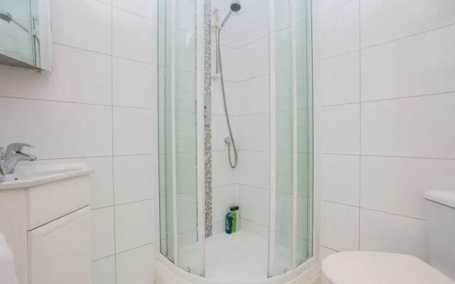 2 Bedroom Apartment In Fulham