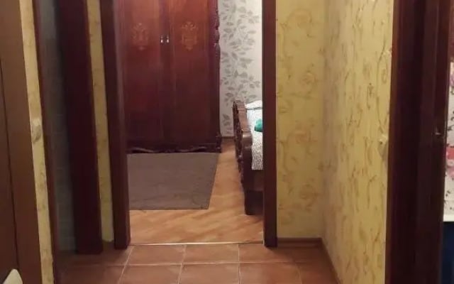 Фаворит на улице Шверника