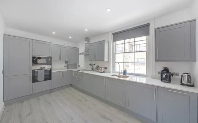 Flat 4 Beauchamp Place