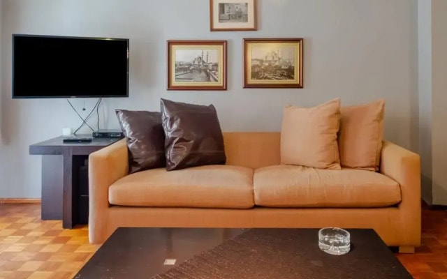 Lovely Flat Near Popular Attractions in Kadikoy