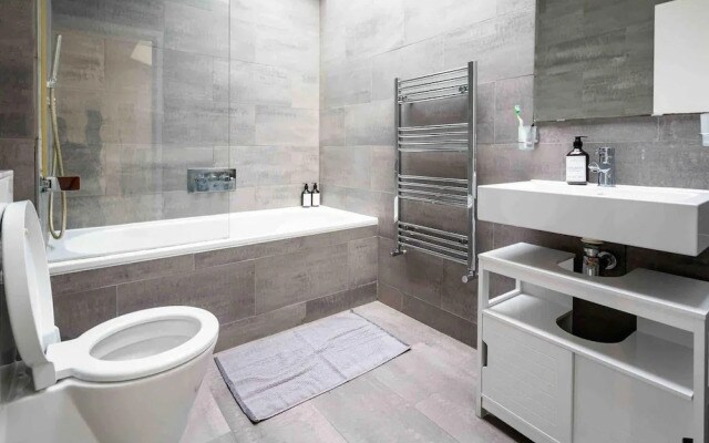 Immaculate 1 bed House in London