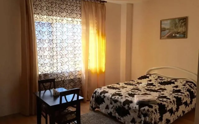Na Kropotkina Guesthouse