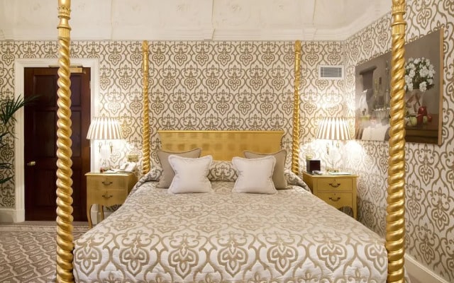 The Milestone Hotel  Apartments