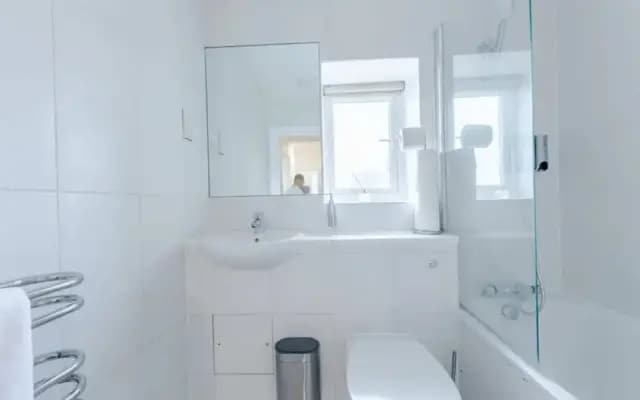 Contemporary 1BD Flat - Camden